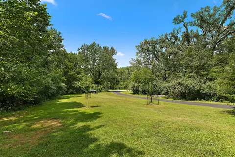 Exterior - 5205 Deerfield Dr, Morris, IL 60450 photo 8 of 9