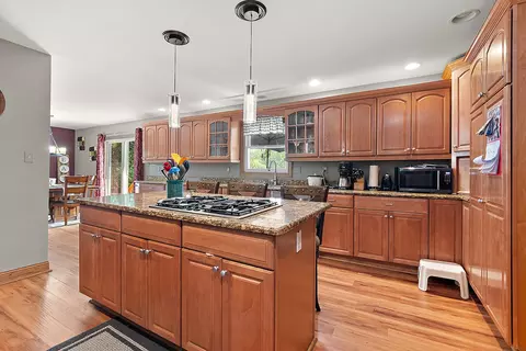 Kitchen - 5205 Deerfield Dr, Morris, IL 60450 photo 4 of 5