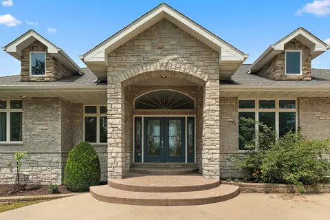 Exterior - 8726 E Goodfarm Rd, Gardner, IL 60424 photo 18 of 20