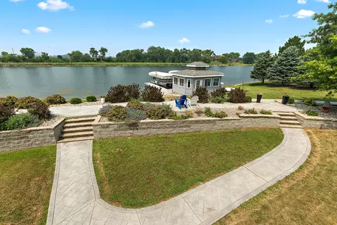 Exterior - 8726 E Goodfarm Rd, Gardner, IL 60424 photo 1 of 20