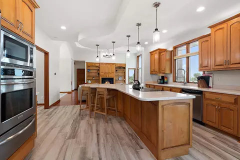 Kitchen - 8726 E Goodfarm Rd, Gardner, IL 60424 photo 4 of 5
