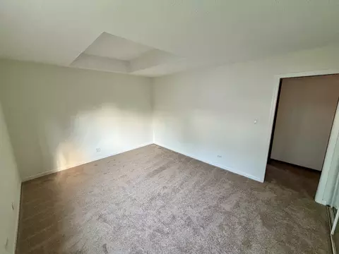 Bedroom - 1450 Sturbridge Ct, Hoffman Estates, IL 60192 photo 3 of 8