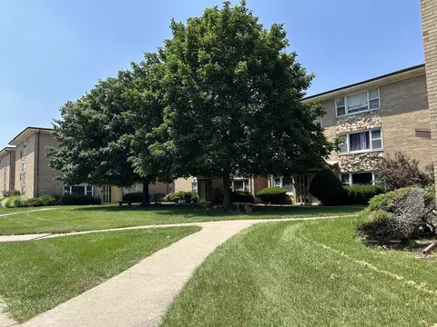 3164 W Meadow Lane Dr #14, Merrionette Park, IL 60803