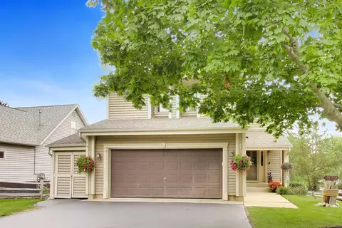 36701 N Lake St, Ingleside, IL 60041