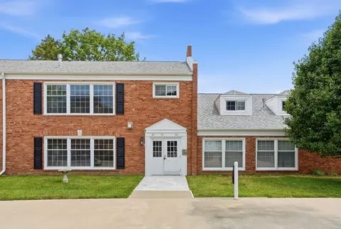 3215 E Locust St #71, Davenport, IA 52803