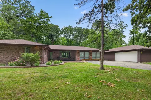 Exterior - 14309 K B Rd, Capron, IL 61012 photo 8 of 10