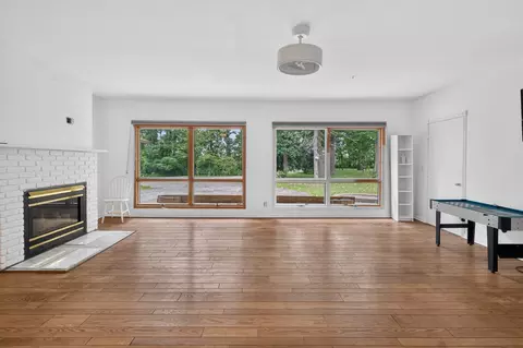Living - 14309 K B Rd, Capron, IL 61012 photo 5 of 7