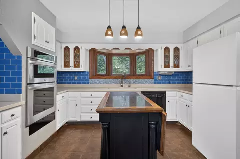 Kitchen - 14309 K B Rd, Capron, IL 61012 photo 1 of 4