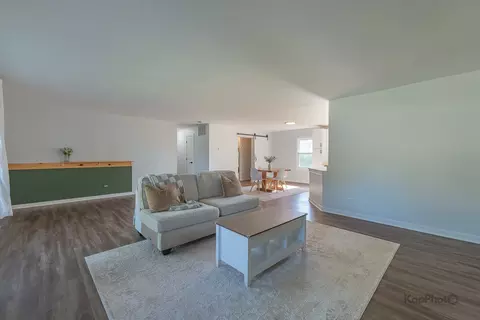 65 Laurel Trl, Wheeling, IL 60090 photo 7
