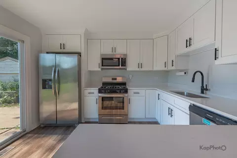 65 Laurel Trl, Wheeling, IL 60090 photo 12