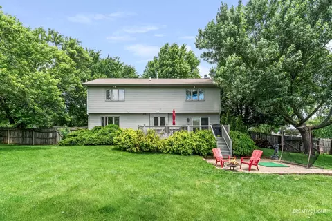 37 W907 Bowes Rd, Elgin, IL 60124 photo 32