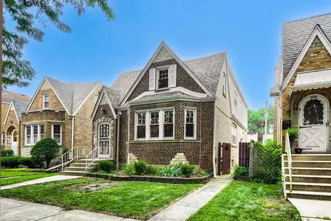 5310 N Lockwood Ave, Chicago, IL 60630