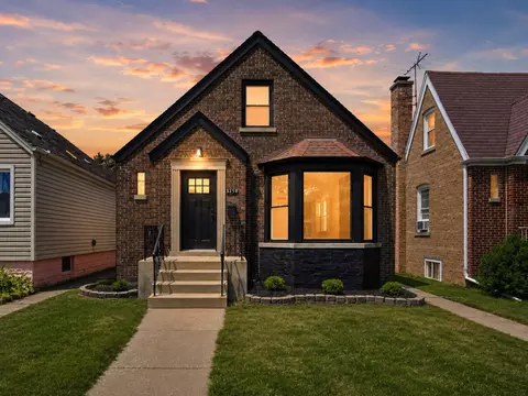 3250 N Olcott Ave, Chicago, IL 60634