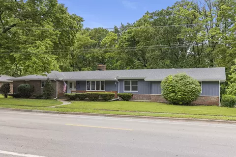 1198 Lisbon St, Morris, IL 60450