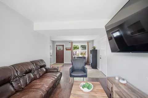 Other - 549 Arthur Dr, Cary, IL 60013 photo 2 of 5