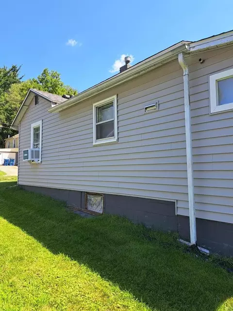 182 Hero St, Silvis, IL 61282 photo 7