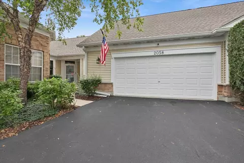 2058 Carillon Dr #0, Grayslake, IL 60030