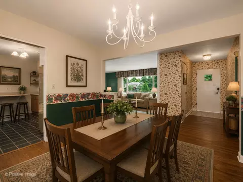 Dining - 16 W055 63rd St, Willowbrook, IL 60527 photo 1 of 2