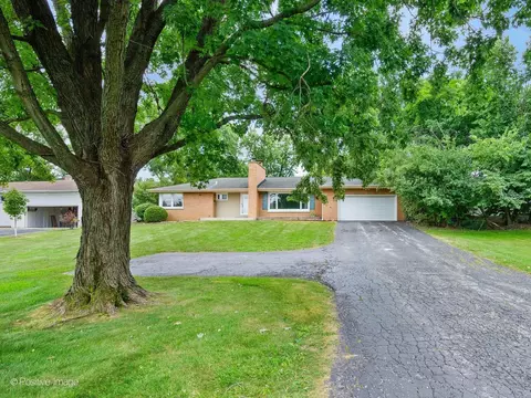 Exterior - 16 W055 63rd St, Willowbrook, IL 60527 photo 2 of 6