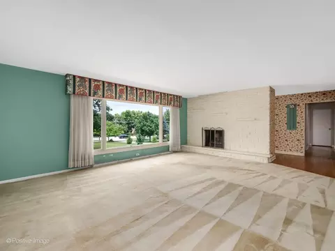 Living - 16 W055 63rd St, Willowbrook, IL 60527 photo 2 of 8