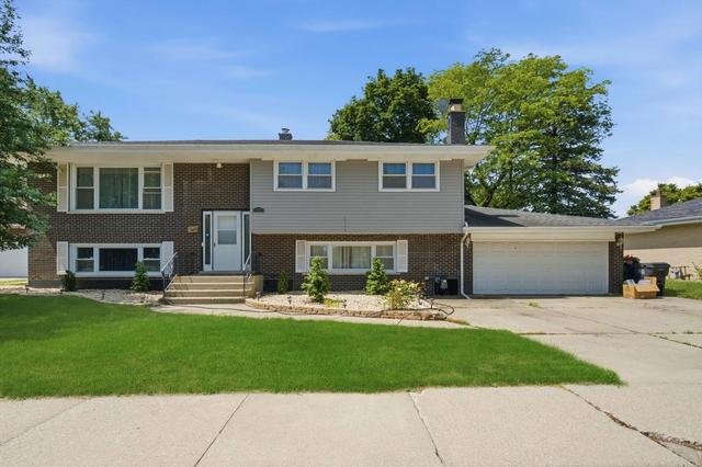 935 E 169th St, South Holland, IL 60473
