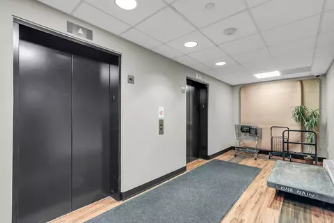 Entry Way - 1 E Main St #422, Champaign, IL 61820 photo 3 of 8
