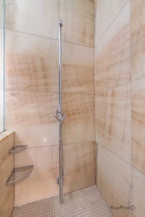 Bath - 24 E Scott St #2, Chicago, IL 60610 photo 3 of 6
