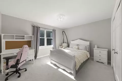 Bedroom - 2265 River Woods Dr, Naperville, IL 60565 photo 3 of 6