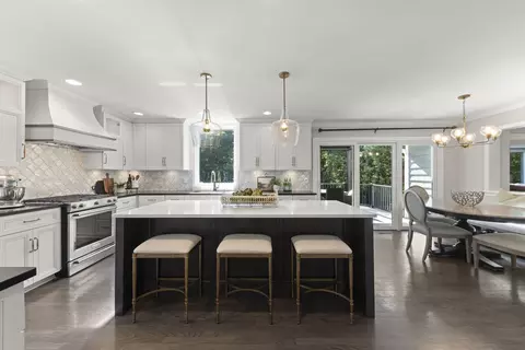 Kitchen - 2265 River Woods Dr, Naperville, IL 60565 photo 1 of 5