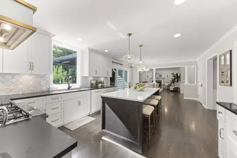 Kitchen - 2265 River Woods Dr, Naperville, IL 60565 photo 5 of 5