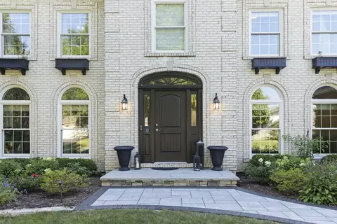 Exterior - 2265 River Woods Dr, Naperville, IL 60565 photo 2 of 15