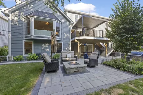 Exterior - 2265 River Woods Dr, Naperville, IL 60565 photo 10 of 15