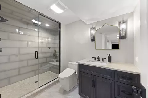 Bath - 2265 River Woods Dr, Naperville, IL 60565 photo 6 of 6