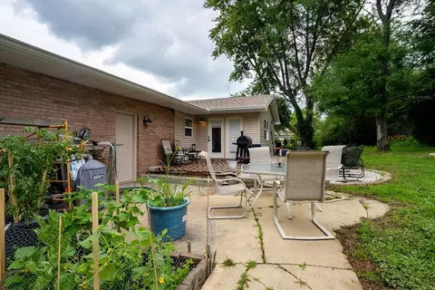 Exterior - 400 Jersey Ave, Normal, IL 61761 photo 9 of 9