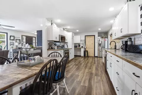 Kitchen - 400 Jersey Ave, Normal, IL 61761 photo 5 of 5