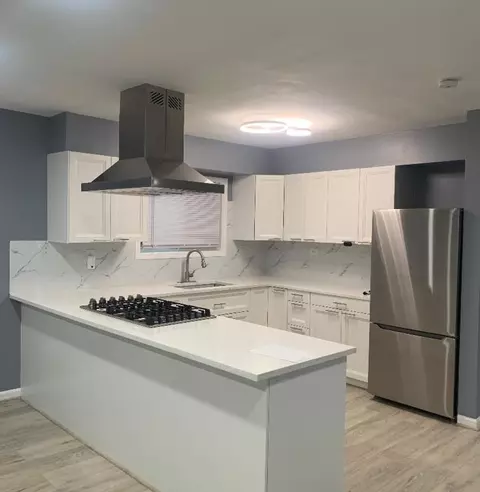 Kitchen - 6542 S Carpenter St, Chicago, IL 60621 photo 1 of 2