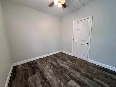 Bedroom - 450 Bicknell, Centralia, IL 62801 photo 4 of 7