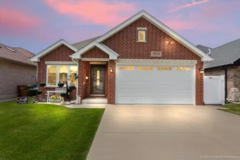 10132 S Keeler Ave, Oak Lawn, IL 60453