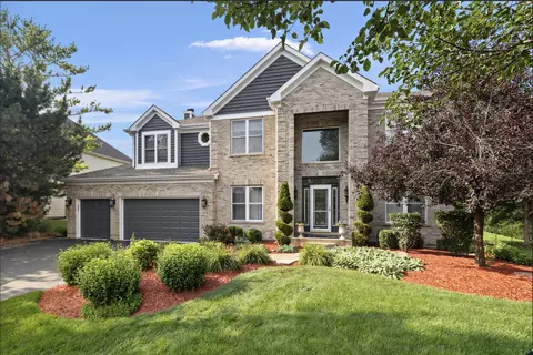 503 Barton Creek Dr, Lake In The Hills, IL 60156
