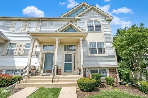 2661 N Augusta Dr N, Wadsworth, IL 60083