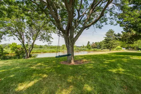 Exterior - 1400 Eagle Ridge Dr, Antioch, IL 60002 photo 8 of 8