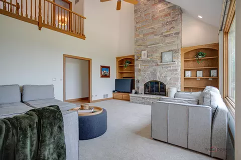 Living - 1400 Eagle Ridge Dr, Antioch, IL 60002 photo 1 of 4