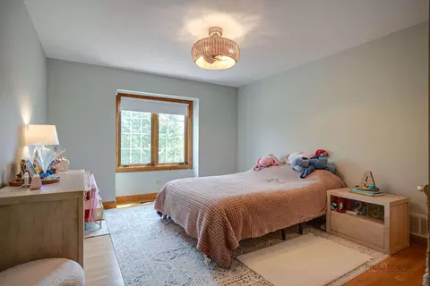 Bedroom - 1400 Eagle Ridge Dr, Antioch, IL 60002 photo 3 of 4