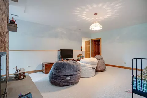 Other - 1400 Eagle Ridge Dr, Antioch, IL 60002 photo 4 of 8