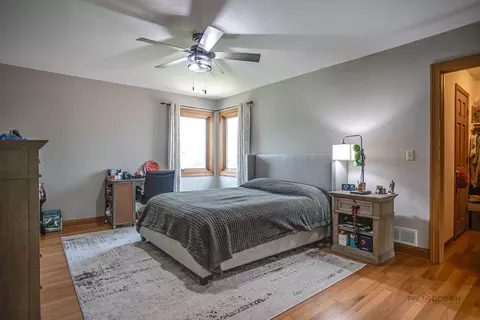 Other - 1400 Eagle Ridge Dr, Antioch, IL 60002 photo 2 of 8