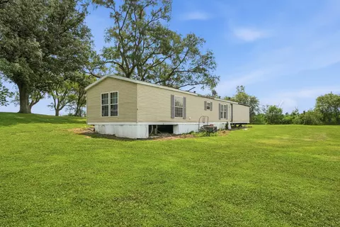 Exterior - 2737 E Indiana Ave, Beecher, IL 60401 photo 4 of 4