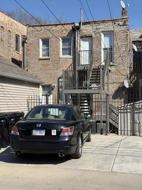 916 S Bishop St, Chicago, IL 60607 photo 4