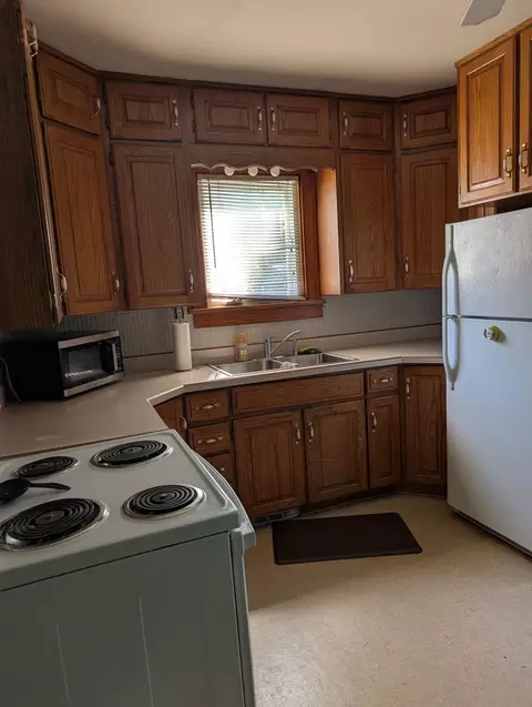 1614 7th St, Peru, IL 61354 photo 6