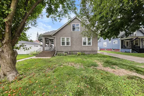 1614 7th St, Peru, IL 61354 photo 1