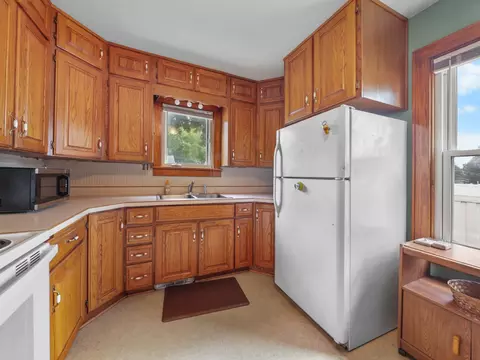 Kitchen - 1614 7th St, Peru, IL 61354 photo 1 of 2